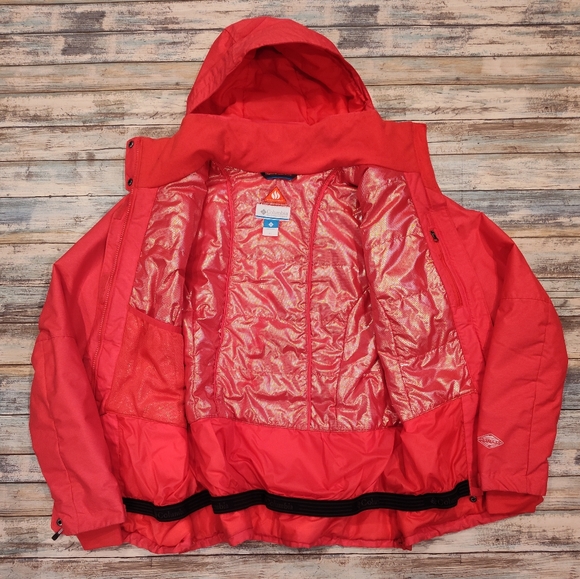 Columbia Women's Alpine Action Omni-Heat Jacket with Omni-Tech - Picture 12 of 14